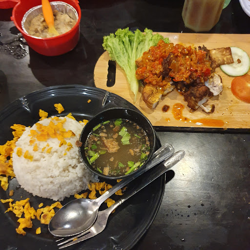 RESTORAN HARISH BISTRO RESTORAN HARISH BISTRO