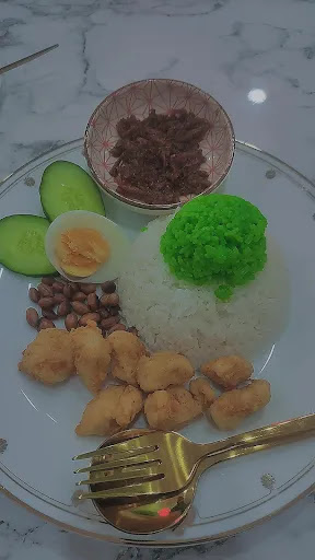 Pretty Puff Cafe