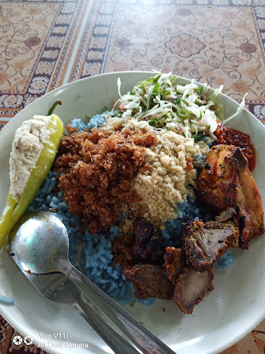 Selera Tepi Sungai Selera Tepi Sungai