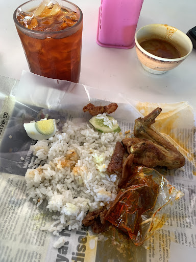 Kak Ha Nasi Berlauk, Roti Canai & Roti Bakar