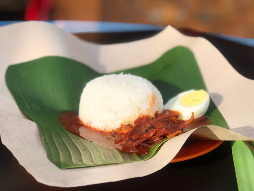 Nasi Lemak Ayam Goreng Kak Chah Bukit Besar Nasi Lemak Ayam Goreng Kak Chah Bukit Besar