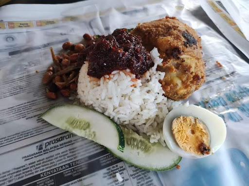 Nasi Lemak Surat Khabar Nasi Lemak Surat Khabar