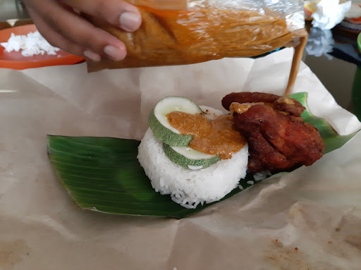 Warung Mazenah Nasi Kukus Warung Mazenah Nasi Kukus