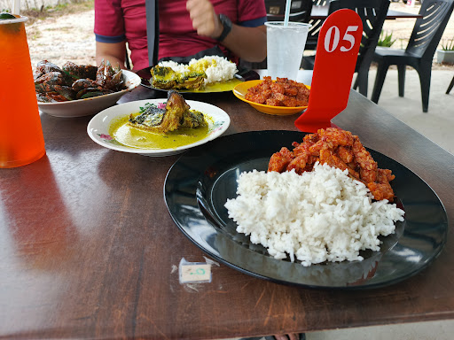 Rumah Salai N9 & Rendang Maman Acu ( Seri Manjung, Perak ) Rumah Salai N9 & Rendang Maman Acu ( Seri Manjung, Perak )