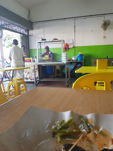 Seri Sarah Nasi Lemak