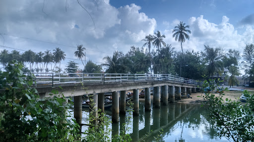 Medan Selera Marang Waterfront
