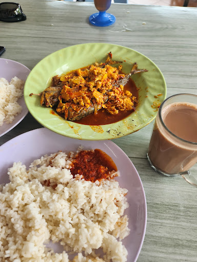 Kedai Sarapan Nasi Lemak Ikan Bakar