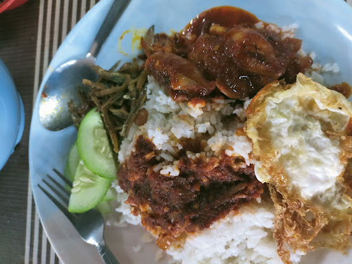Nasi lemak cedok kak mun abg din Nasi lemak cedok kak mun abg din