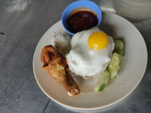 Nasi Lemak Mak Teh