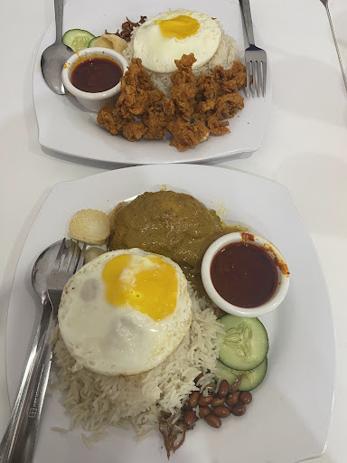 Santai Corner Char Kuey Teow Santai Corner Char Kuey Teow