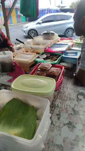 Kedai nasi lemak cik na din