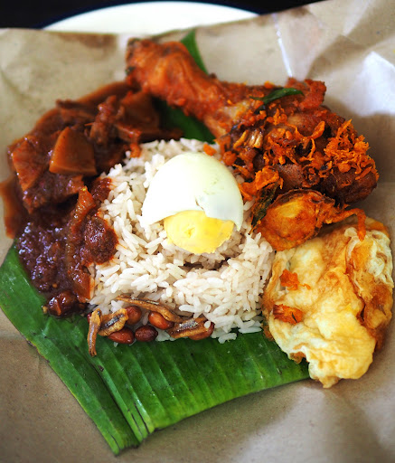 Nasi Lemak Kak Sanah