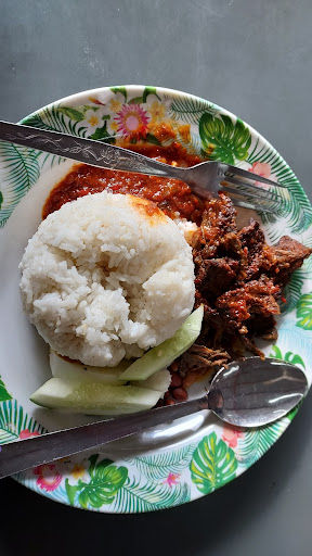 Gerai Nasi Lemak Kak Ya & Nasi ayam Penyet Omak