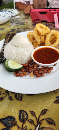 Aureum Rembau Kopitiam