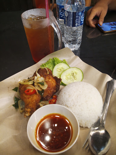 FENOMENA NASI LEMAK FENOMENA NASI LEMAK