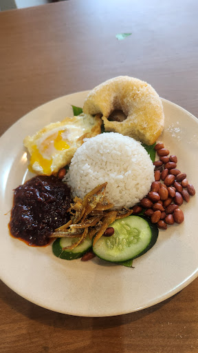 Nasi Lemak Mek Sarah Serenia Nasi Lemak Mek Sarah Serenia