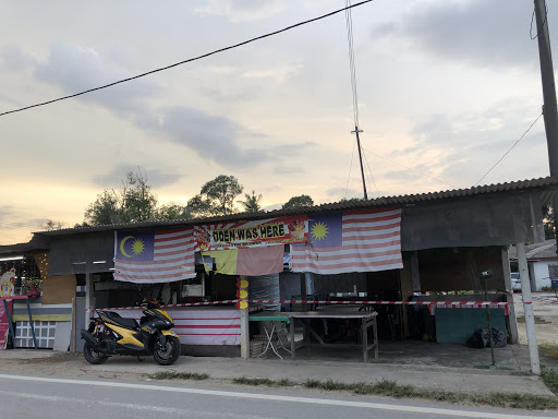 Nasi Lemak Kak Yun Nasi Lemak Kak Yun