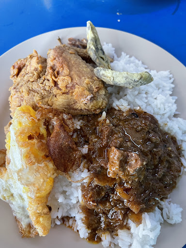 NASI LEMAK SAMBAL BAWANG