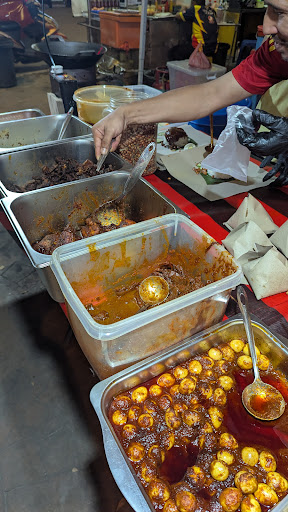 Nasi Lemak Daun Pisang (Alam Avenue S16)