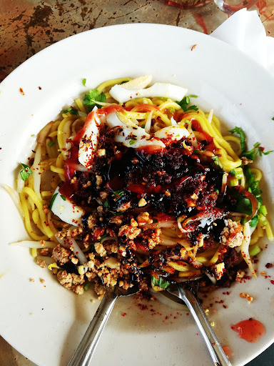 Gerai Mee Mael (Gelinces) Gerai Mee Mael (Gelinces)