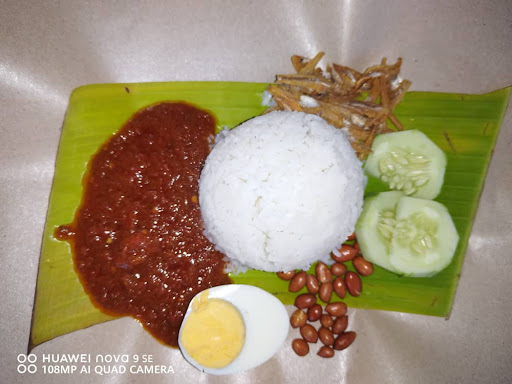 Nasi lemak Subang jaya