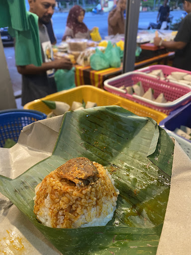 WARUNG LAGEND (KEDAI) SARAPAN PAGI PEKAN YAN WARUNG LAGEND (KEDAI) SARAPAN PAGI PEKAN YAN
