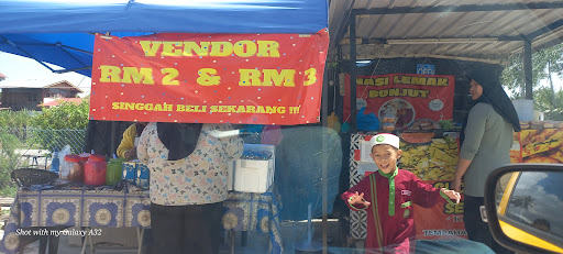 KIOSK PAKSU BUBUR BERLAUK KIOSK PAKSU BUBUR BERLAUK
