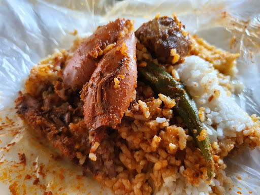 7๏ฝye Nasi Lemak 7๏ฝye Nasi Lemak
