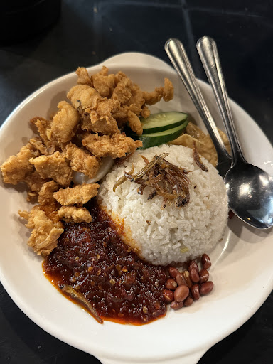 Nasi Lemak (WARUNG DALAM KAMPUNG)