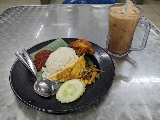 Nasi Lemak RnR Serdang Nasi Lemak RnR Serdang