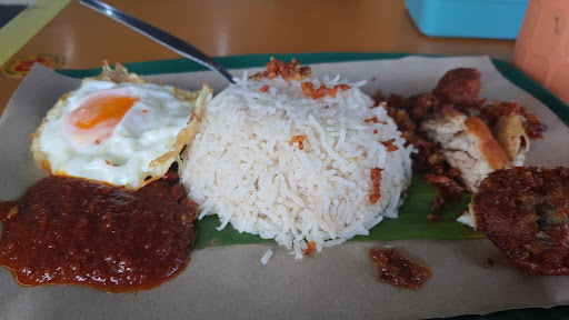 Nasi lemak Kg melayu