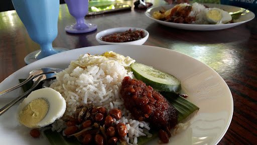 Waroong Nasi Lemak Waroong Nasi Lemak