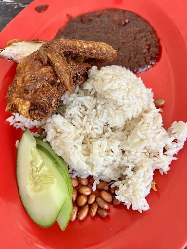 Nasi Lemak Ayam Dara Berempah Nasi Lemak Ayam Dara Berempah