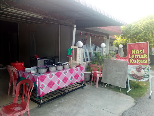Naim Nasi Lemak Kukus Taman Seri Kota Naim Nasi Lemak Kukus Taman Seri Kota