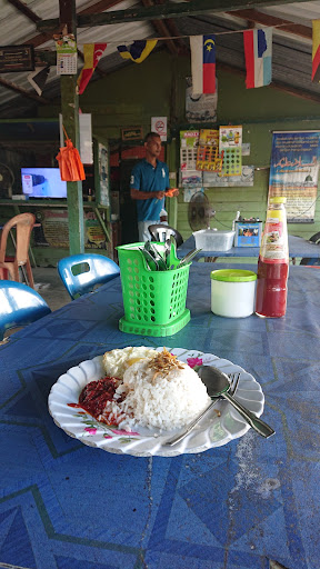 Kedai Tepi Sawah Parit Penghulu