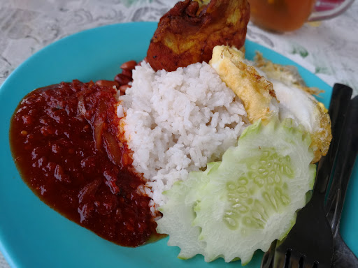 Nasi Lemak Umi Tampin Nasi Lemak Umi Tampin