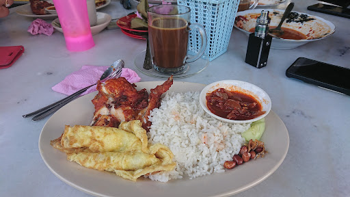 Warung @ Laman Nurani Warung @ Laman Nurani