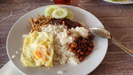 Pak Yus Corner Selera Kampong ( Taman Camar Jaya, Bukit Pancit, Nibong Tebal, Penang ) Pak Yus Corner Selera Kampong ( Taman Camar Jaya, Bukit Pancit, Nibong Tebal, Penang )