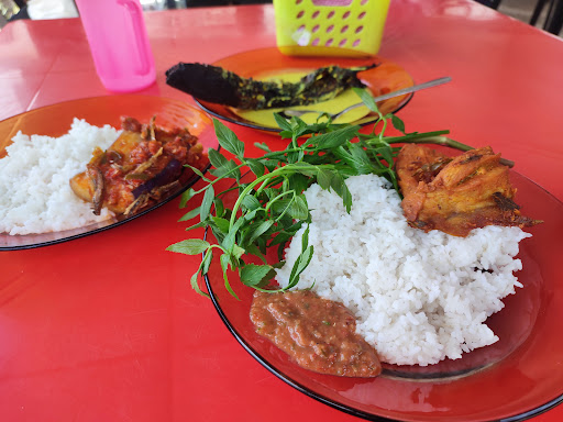 Nismilan Daging Salai Masak Lemak