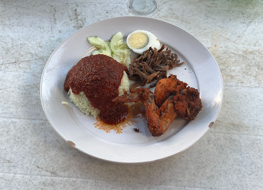 Nasi Lemak Jalan Tengah