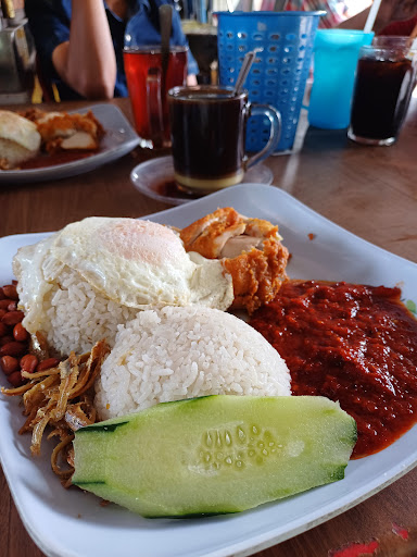 Nasi Lemak Bawah Pokor Besar Nasi Lemak Bawah Pokor Besar