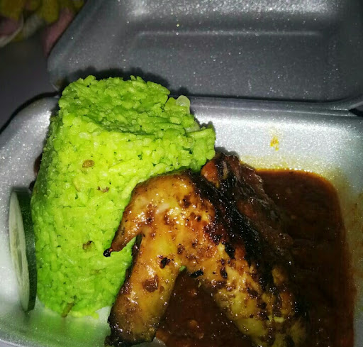 Nasi Lemak Hijau D'parit Nasi Lemak Hijau D'parit