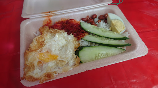 Nasi Lemak Berlauk Cik Lis Nasi Lemak Berlauk Cik Lis
