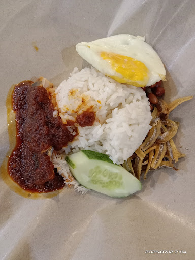 Nasi Lemak Kak Nor Seberang Marang