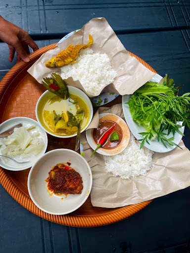 Warung Sungai Berakir Apih Dwi Warung Sungai Berakir Apih Dwi