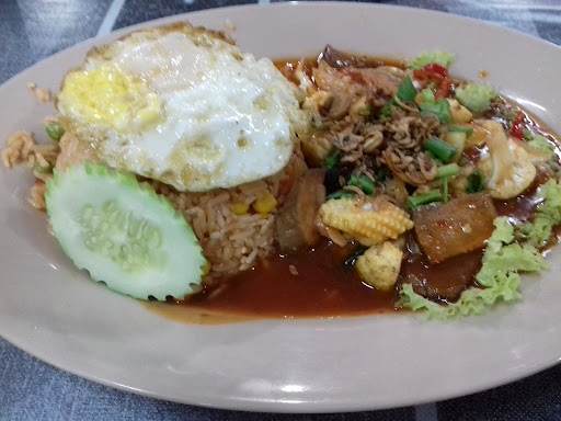 Fatehah & Family Corner