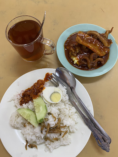 Warung kak leha nasi lemak sotong