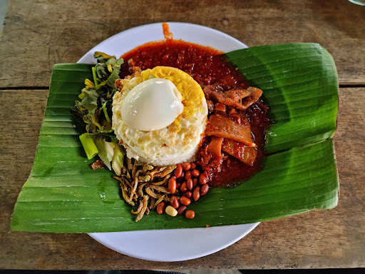 Nasi Lemak Angah Nasi Lemak Angah