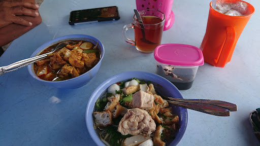 Mee Kari Pokok Manggis Mee Kari Pokok Manggis