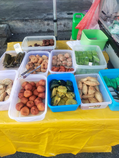 Sarapan Pagi Umi Nasi Lemak dan Kuih Muih